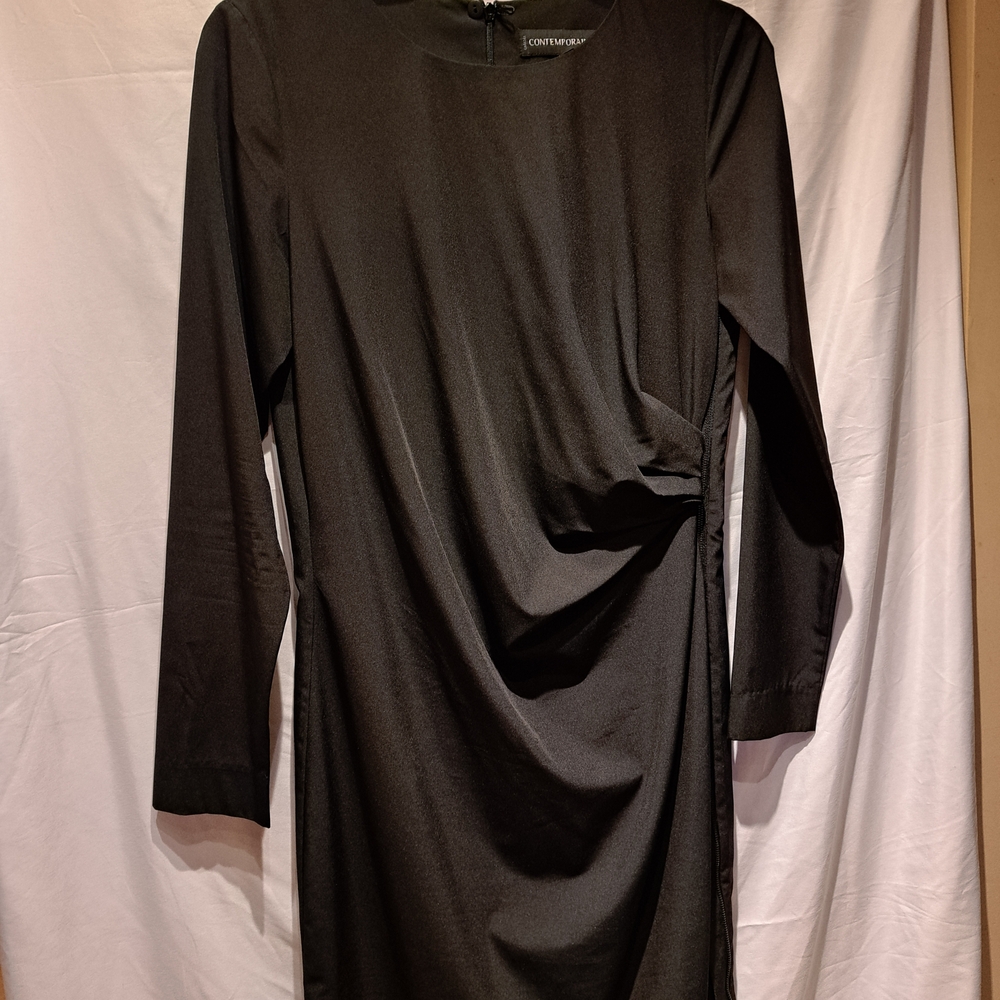 Chic Black Long-Sleeve Midi Dress